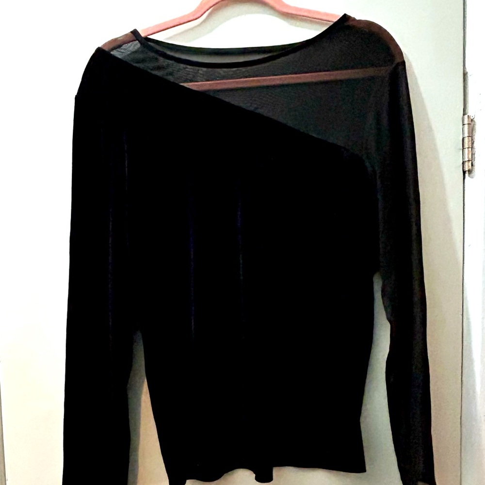 Mesh sleeve black top